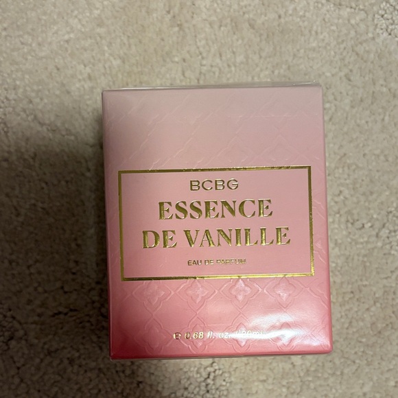 BCBG Other - BCBG Essence de Vanille Pink & Gold Boxed Eau de Parfum